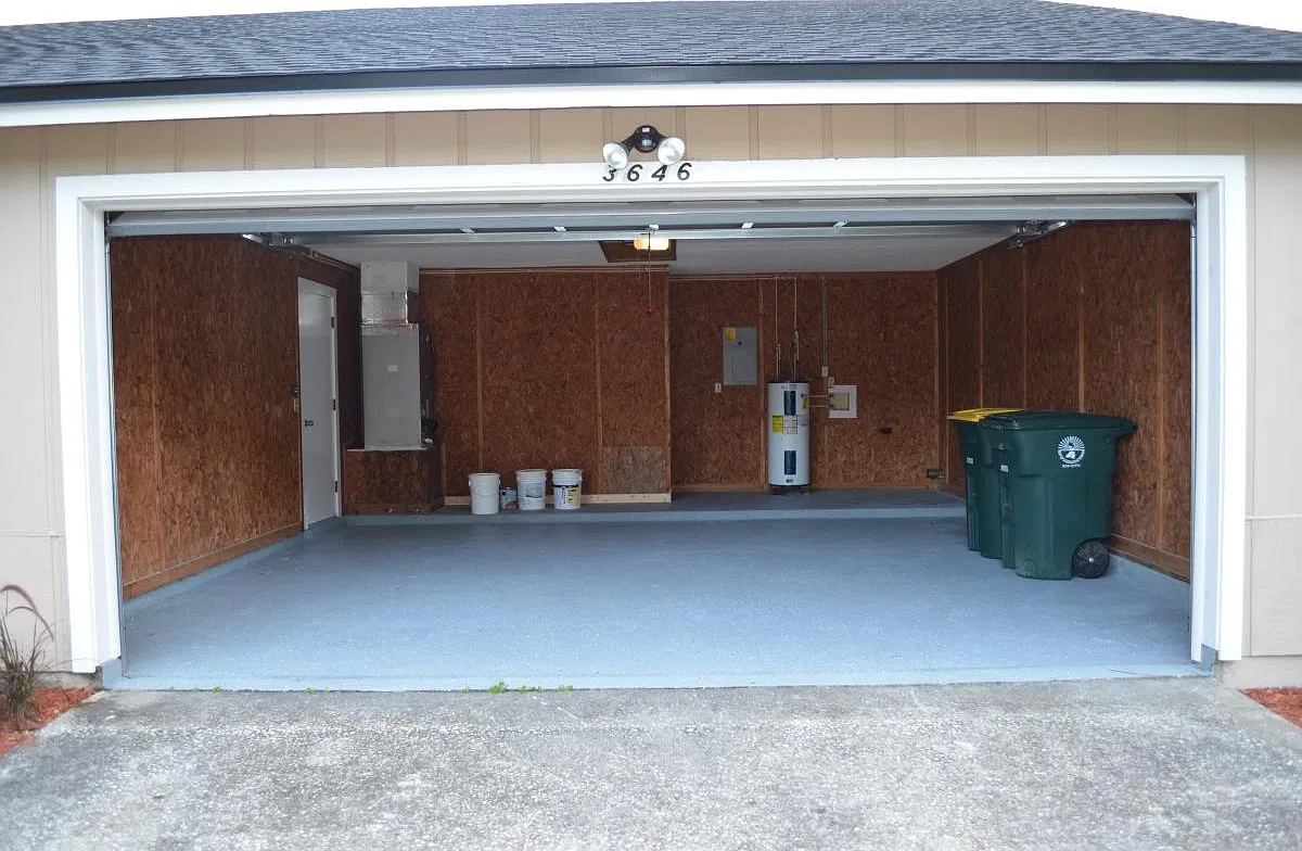 3646 Lumberjack Circle N — Photo 2