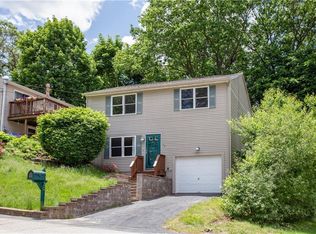 30 Arthur St, West Warwick, RI 02893