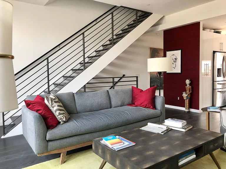435 Garden St — Photo 3