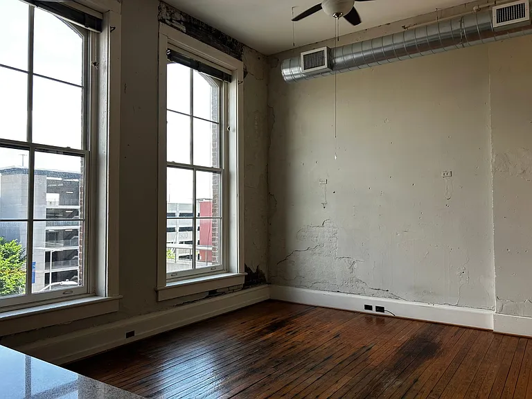430 S Gay St #303 — Photo 1