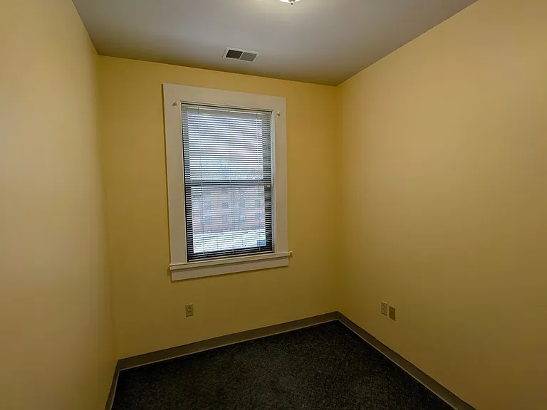 320 E Lincoln Ave — Photo 19