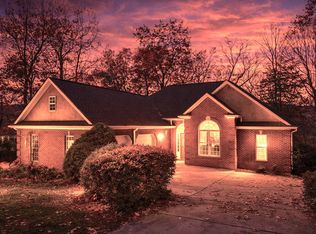 82 Thornwood Ct, Ellijay, GA 30540
