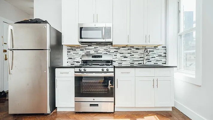 Rented by Nooklyn NYC LLC | media 2