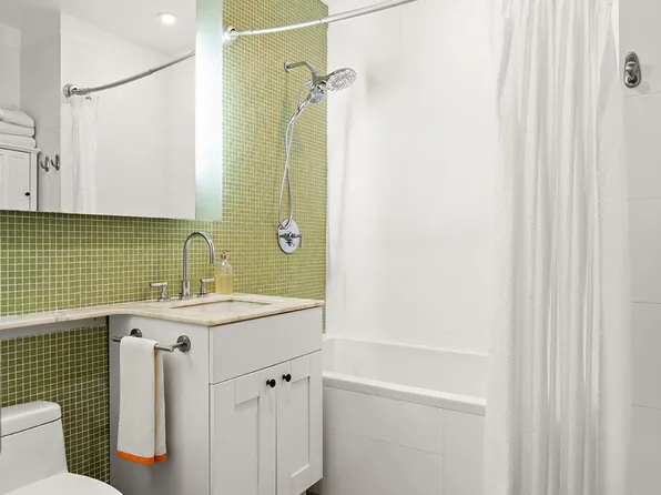 71 Nassau Street image 5 of 5