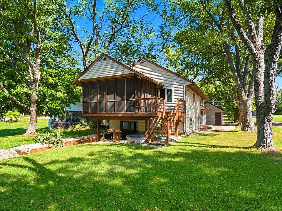 1st image of 154 Beachview Ct