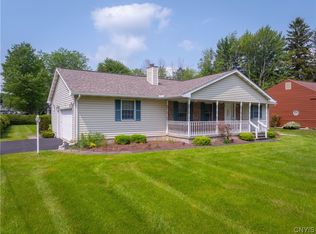 19 Stephen St, Whitesboro, NY 13492