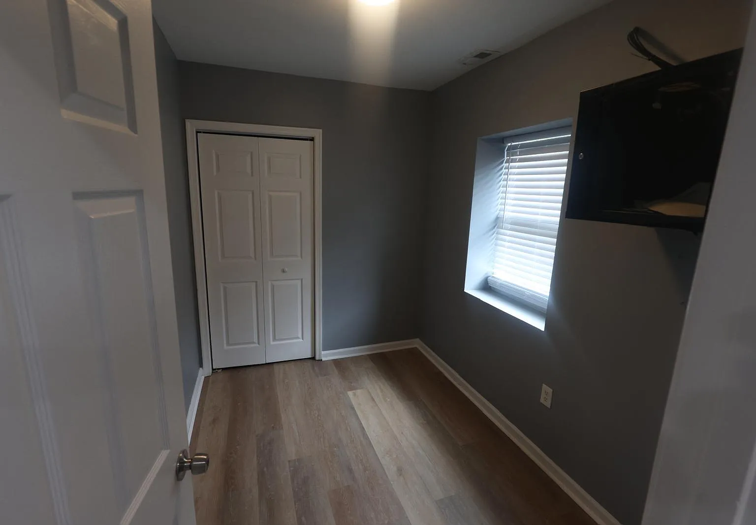 3 bed, 700 sqft, $1,850 — Photo 4