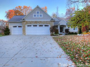 5927 Stout Creek Ct NE, Belmont, MI