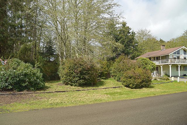 1st image of 217 Olympic View Ave NE
