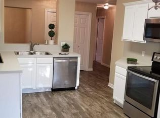 208 Doncaster St, Conroe, TX 77303