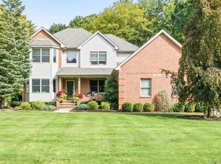 3152 Aberdeen Ct, Port Huron, MI 48060