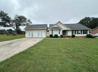 509 Pine St, Eddyville, KY 42038