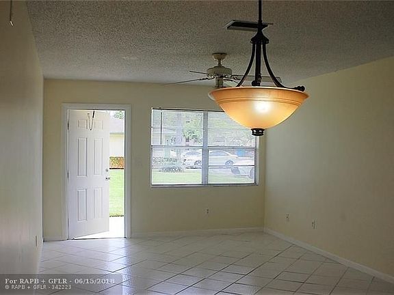 5th image of 4105 NW 88th Ave APT 1