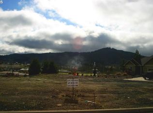 406 Backwater Loop, Sutherlin, OR 97479