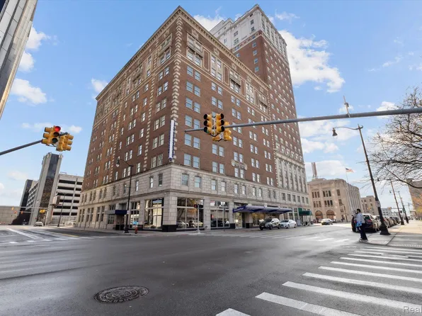 525 W Lafayette Blvd S #17C, Detroit, MI 48226