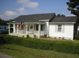 1014 Harriett St, Henderson, NC 27536