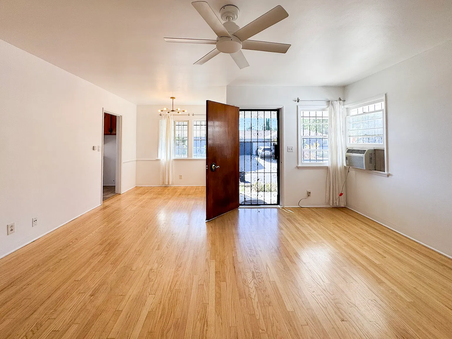 6033 Hillandale Drive — Photo 4