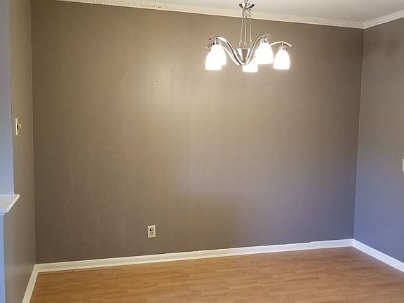 5th image of 3730 Fairfield Ave Unit 217