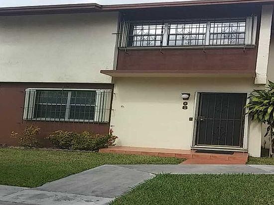 This is the front of the condo, the last in the building