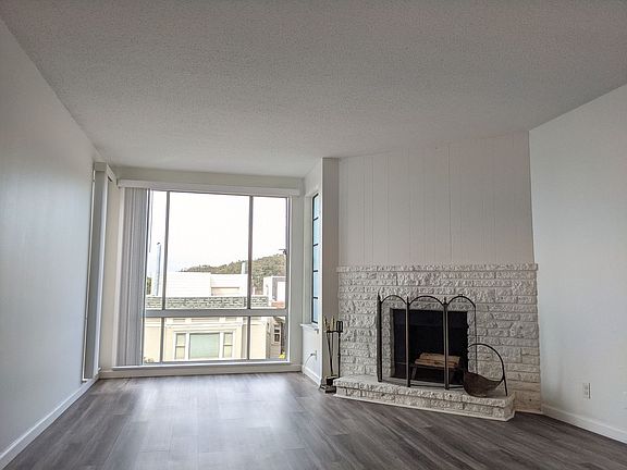 2nd image of 1835 Lake St APT 301