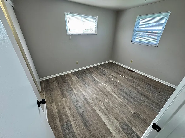 4944-4958 Arbor Village Drive — Photo 26