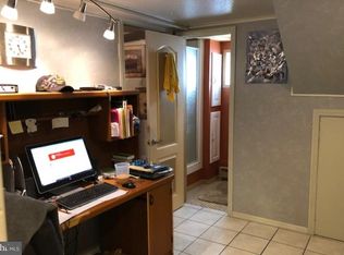 3411 Chalfont Dr, Philadelphia, PA 19154