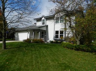 N76W15348 Countryside Dr, Menomonee Falls, WI 53051