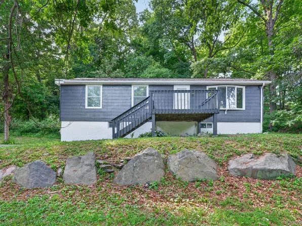 145 Van Wagner Road, Poughkeepsie, NY 12603