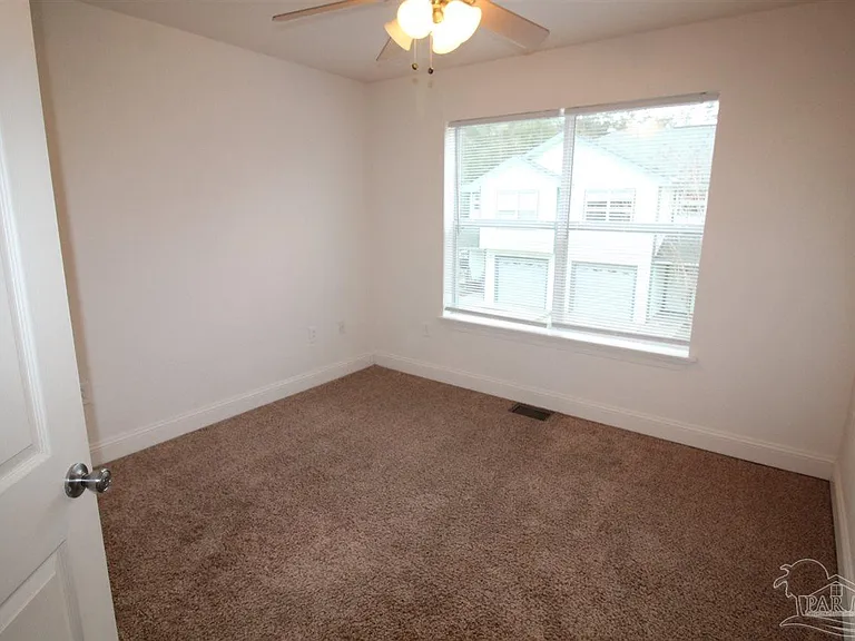 6250 Hamilton Bridge Rd #A — Photo 10