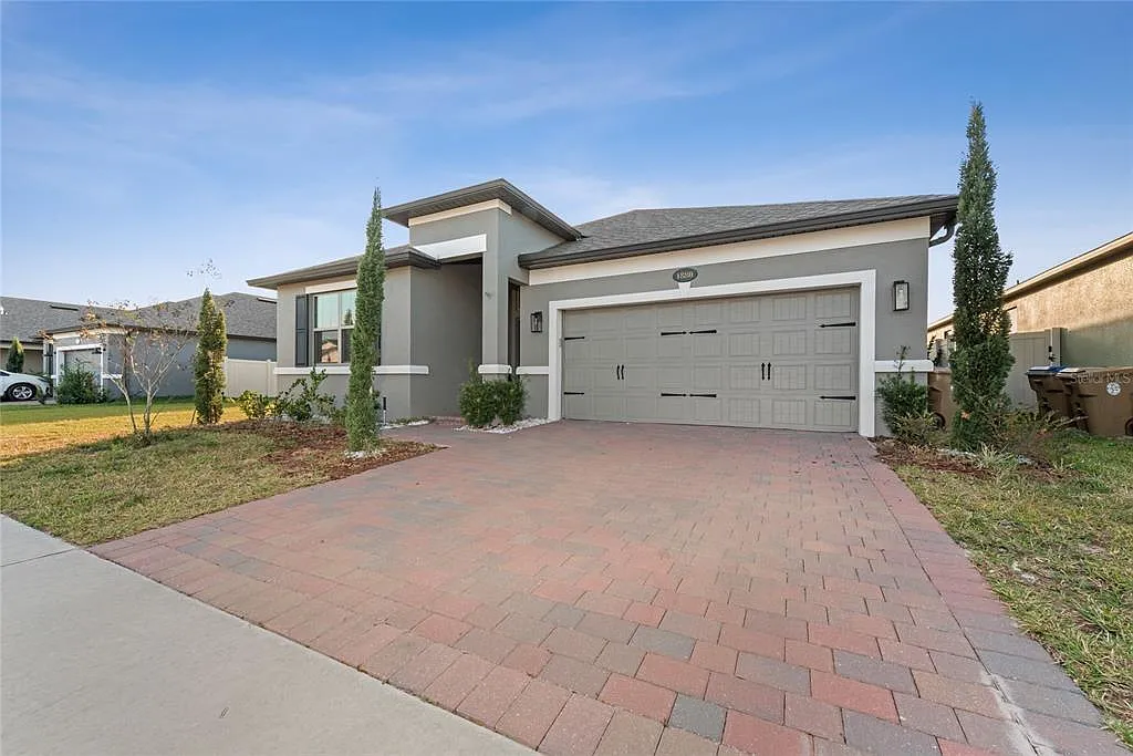 1880 Napoli Dr — Photo 1