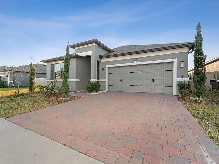 1880 Napoli Dr — Photo 1