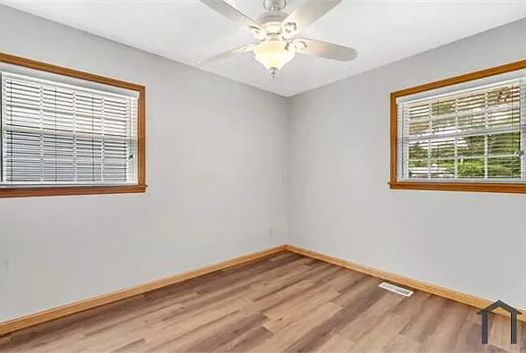 10527 Prestwick Dr — Photo 11