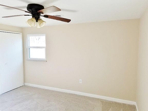 Huge back yard looking south from the patio...