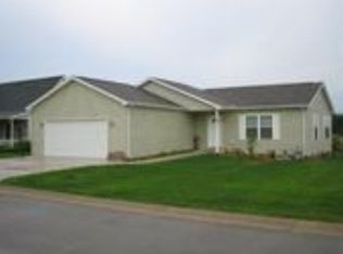 3945 Riverdale Ave, Lake Station, IN 46405