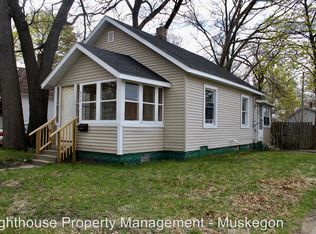 859 Emerson Ave, Muskegon, MI 49442