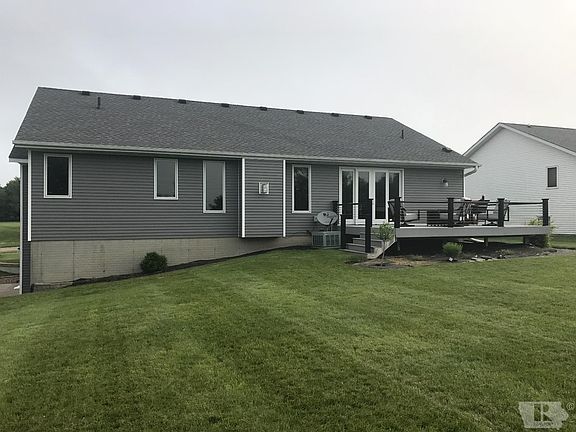 3rd image of 502 Fairview Dr