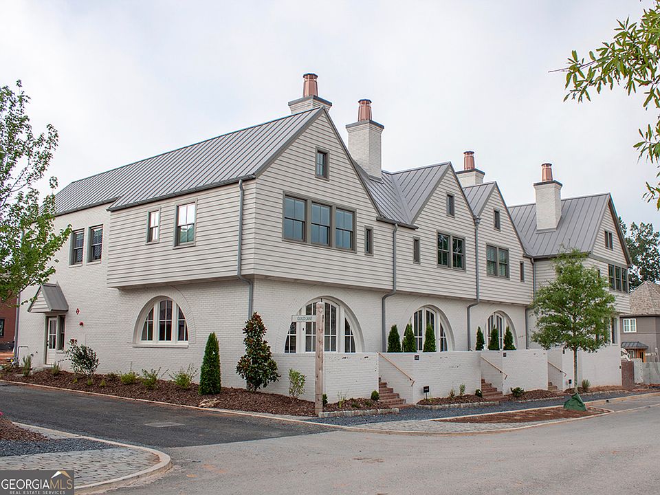 1st image of 320 Heatherden Ave