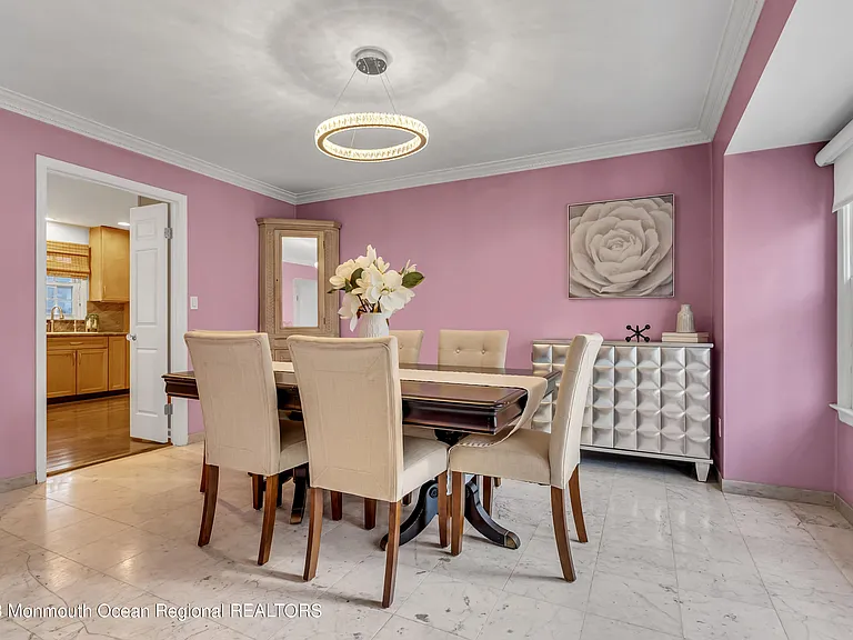 2912 Logan Rd — Photo 15
