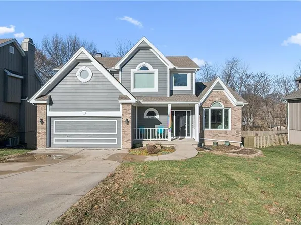 7708 N Atkins Pl, Kansas City, MO 64152