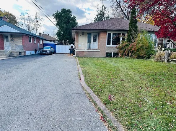 10 Aloma Cres, Brampton, ON L6T 2N9