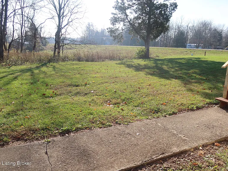 4920 Old Mill Rd #B — Photo 27