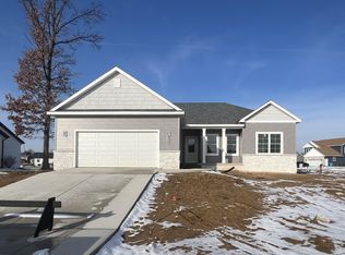 54675 Sacramento Meadows Dr, Osceola, IN 46561