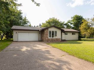 2147 Angelo Dr, Mosinee, WI 54455