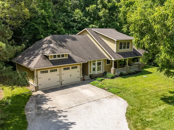 9722 N Gasburg Rd, Mooresville, IN 46158