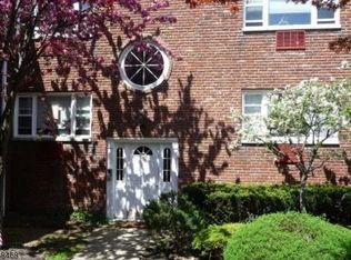 300 Claremont Ave APT C7, Verona, NJ 07044