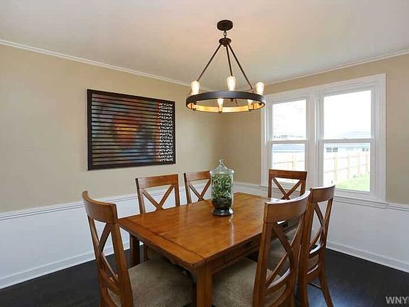 5th image of 313 Ashford Ave