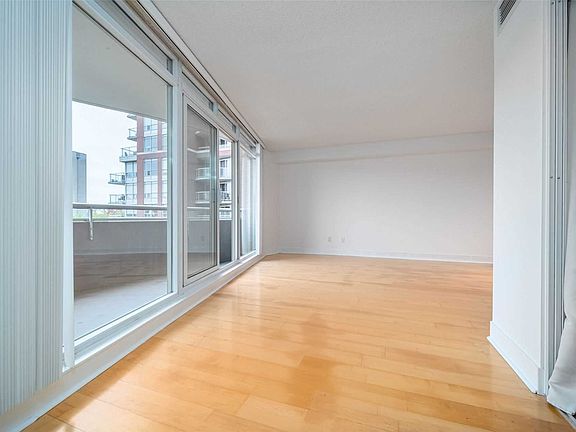 5th image of 550 Queens Quay W #318