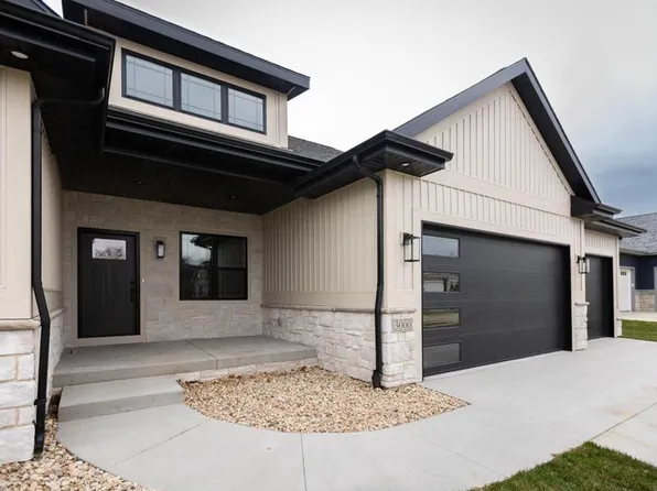 3000 Red Hawk Trail, Cottage Grove, WI 53527