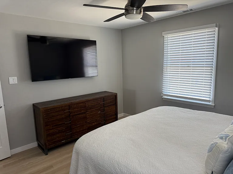 9401 Winchester Ave — Photo 12