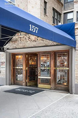 Sold by Sotheby's International Realty | media 7